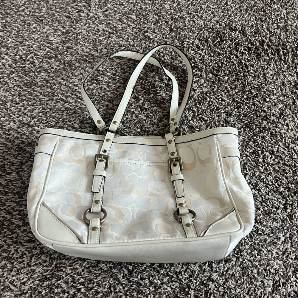 Coach purse handbag off-white